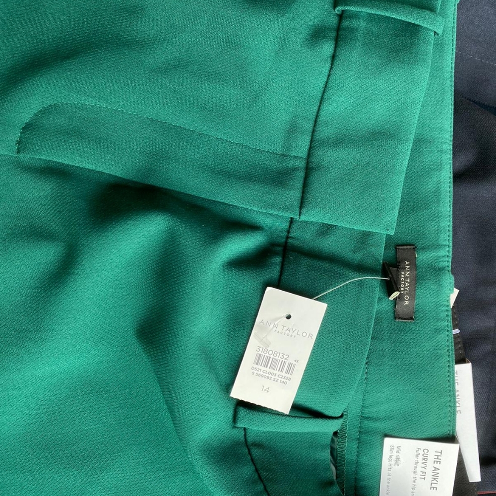 Ann Taylor ankle pants curvy